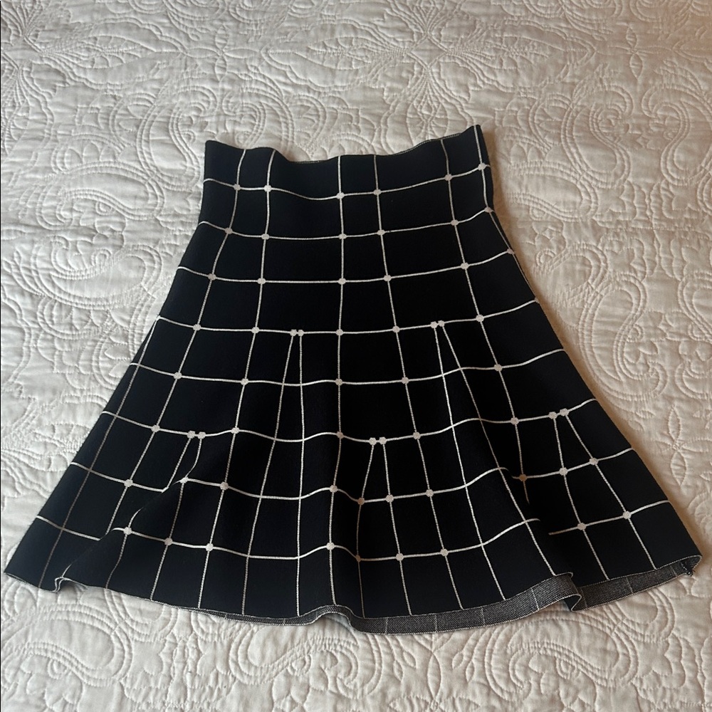 Max Studio Black Skirt with White Windowpane Grid